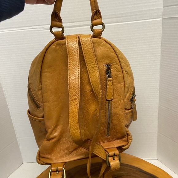 Unbranded Vintage Leather Backapack main image 10